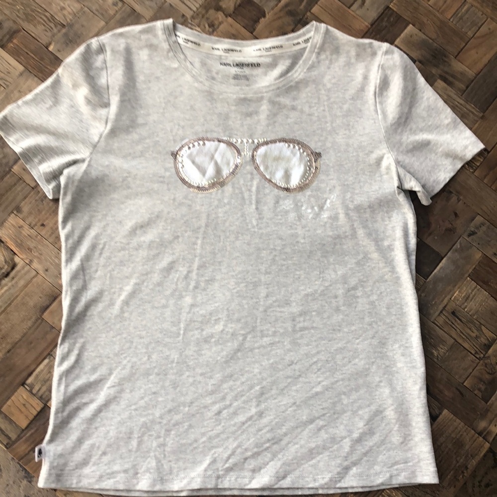 Karl Lagerfeld Paris Sunglass TShirt Size Small